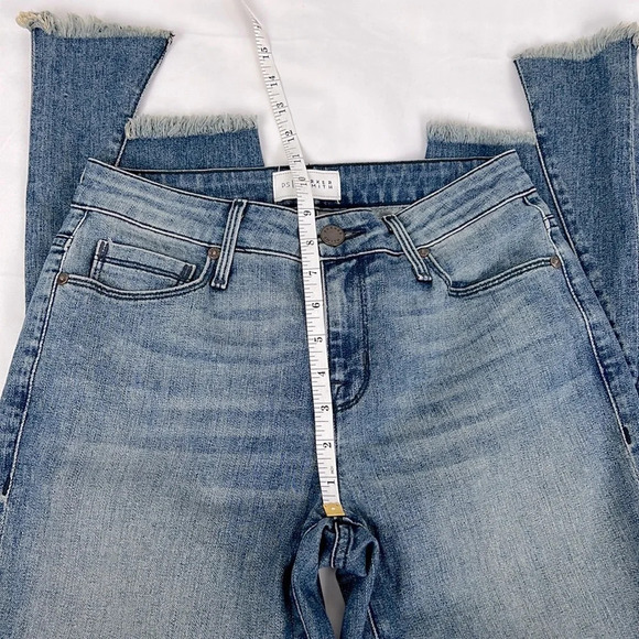 Parker Smith Women’s 26 Cropped Mini Flare Jean - Picture 10 of 11
